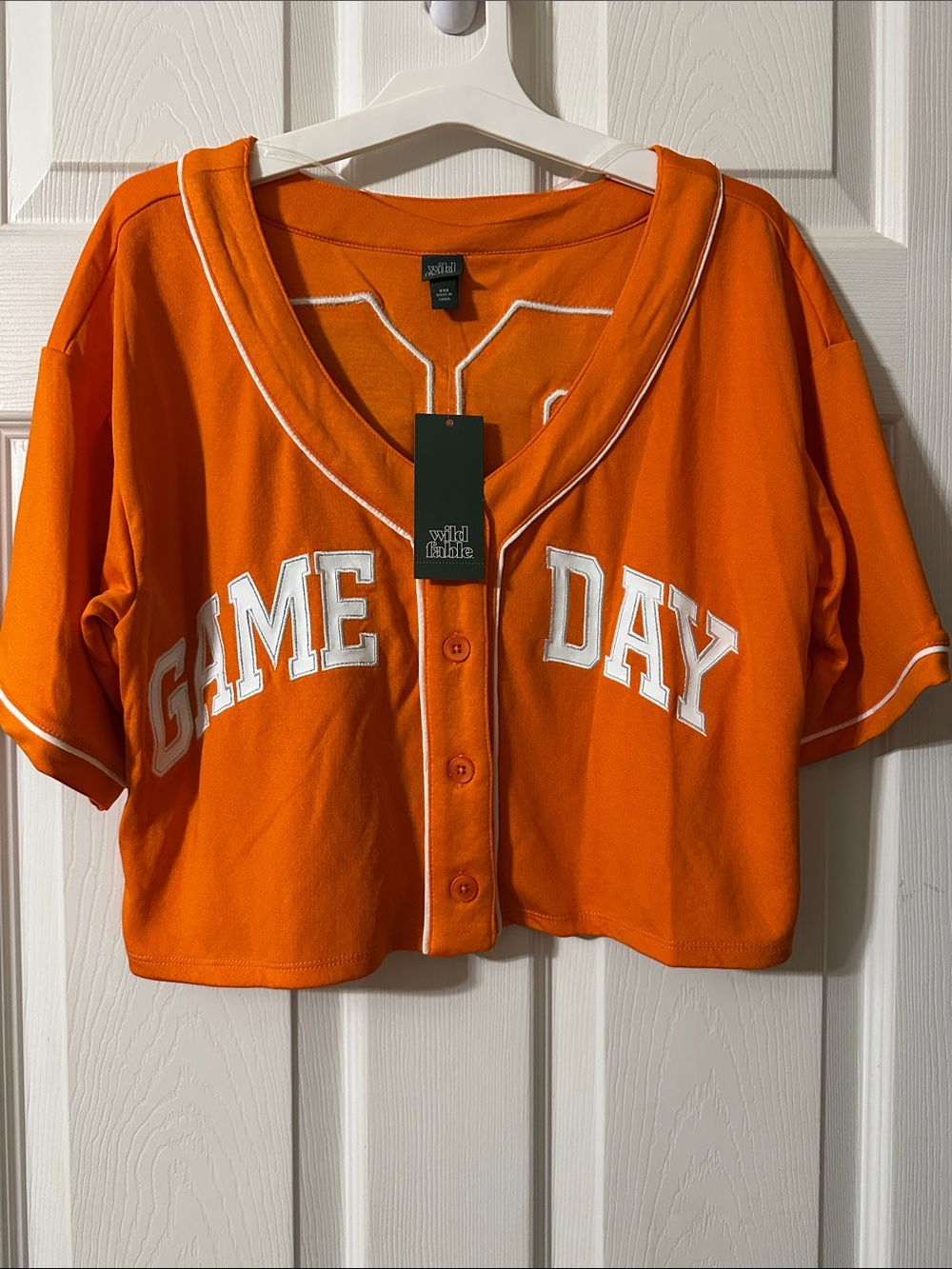 wild fable Orange Button-Front Cropped Jersey with White Trim